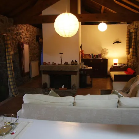 Casa Do Ribeiro - Casal Pedro *