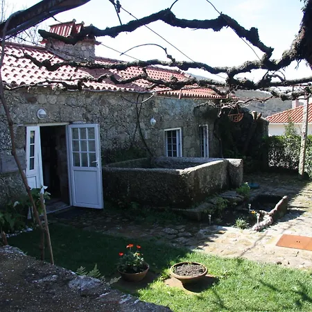 Casa Do Ribeiro - Casal Pedro 샬레