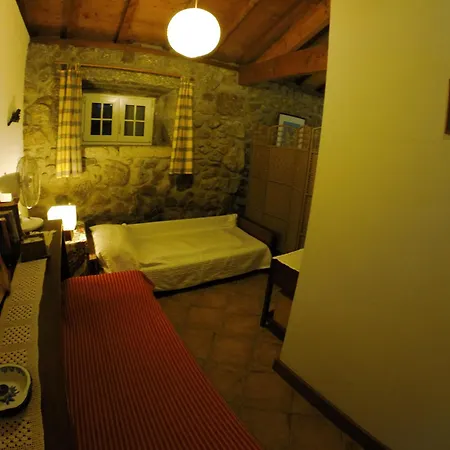 Casa Do Ribeiro - Casal Pedro *