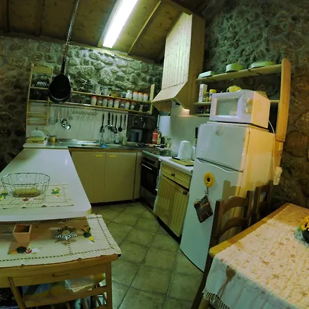 Casa Do Ribeiro - Casal Pedro * بونتي دي ليما
